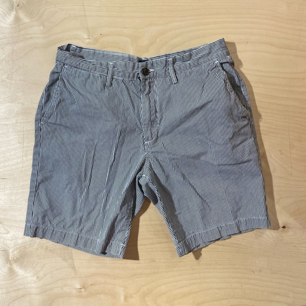 Gap Shorts size 34 (IE)